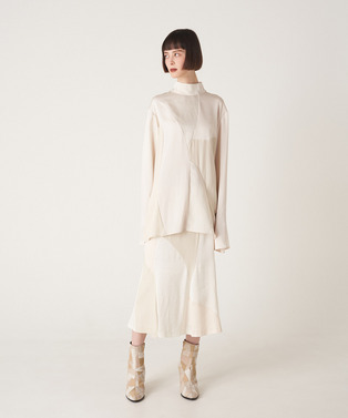 CURVED PATCHWORK SATIN SKIRT 詳細画像